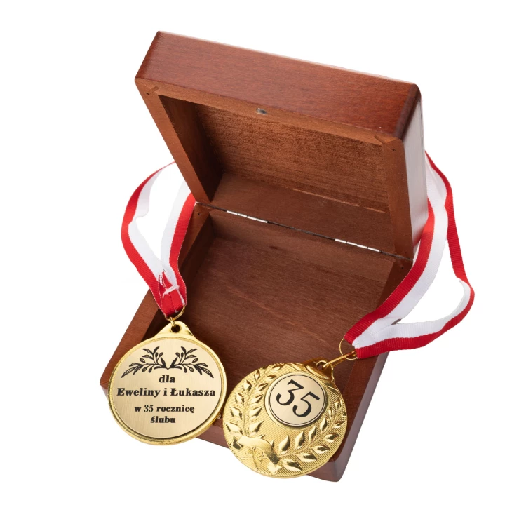 Goldmedaillen zum 35. Korallen-Hochzeitstag - Set in Holzkassette - MGR108